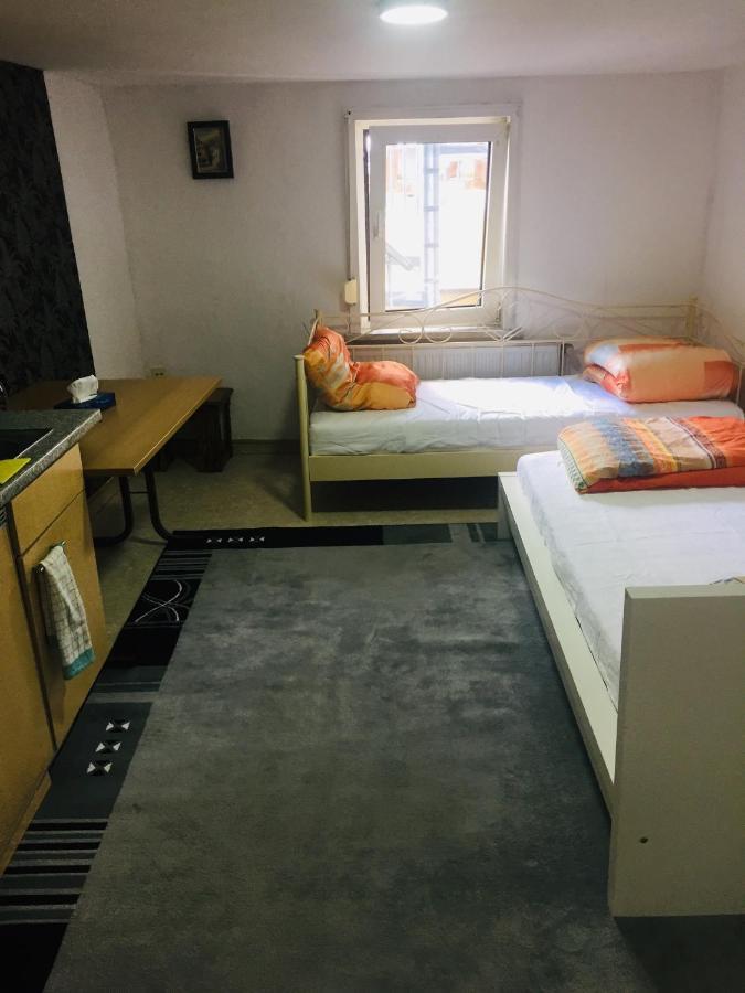 Monteurwohnung, 2 Zimmer, Kueche,Bad Staufenberg  エクステリア 写真