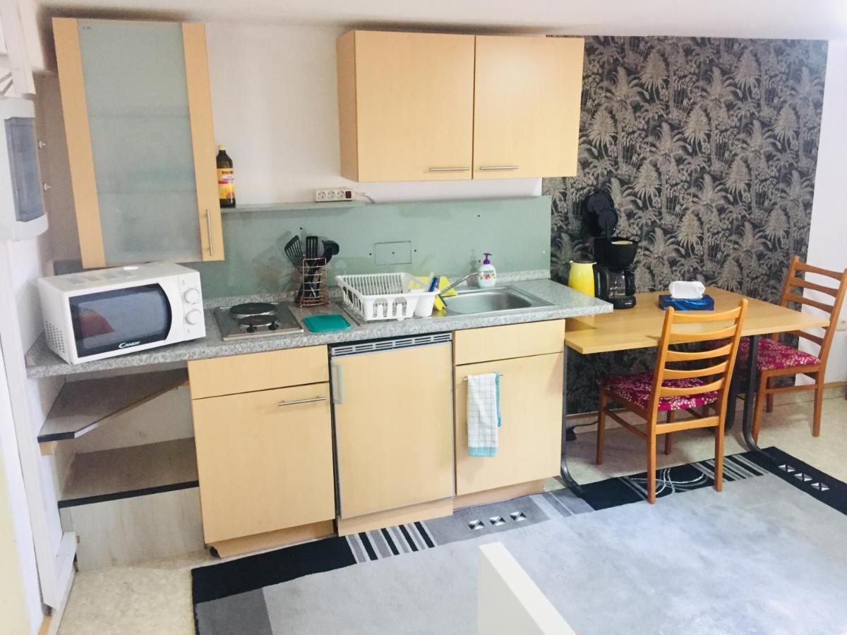 Monteurwohnung, 2 Zimmer, Kueche,Bad Staufenberg  エクステリア 写真